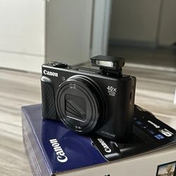 Canon PowerShot SX740 HS