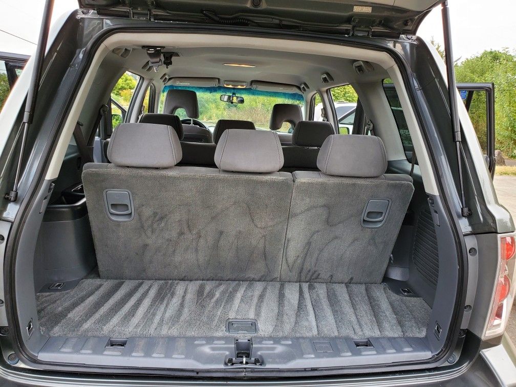 2007 HONDA PILOT * 3RD ROW*NICE&CLEAN*RUNS/DRIVES GREAT* 8 PASSENGER'S