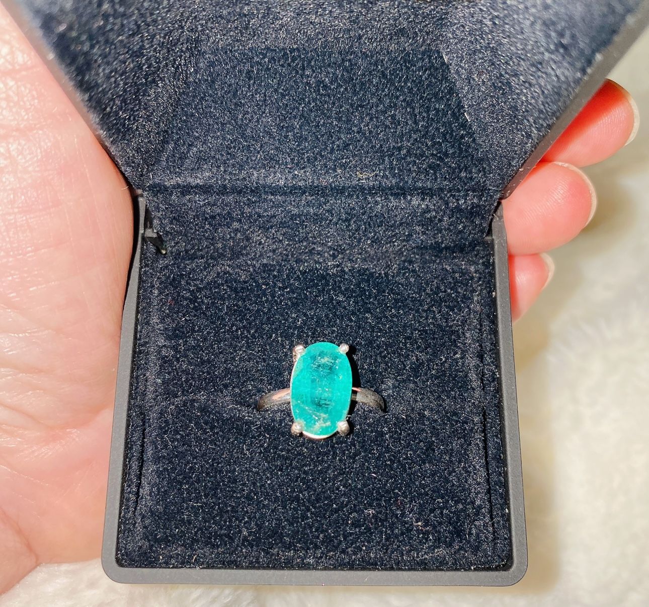 5 Ct emerald ring
