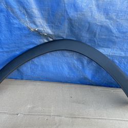 2019,2020 Hyundai Santa Fe Front Left Side Fender Flare 