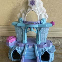 Frozen Castle 