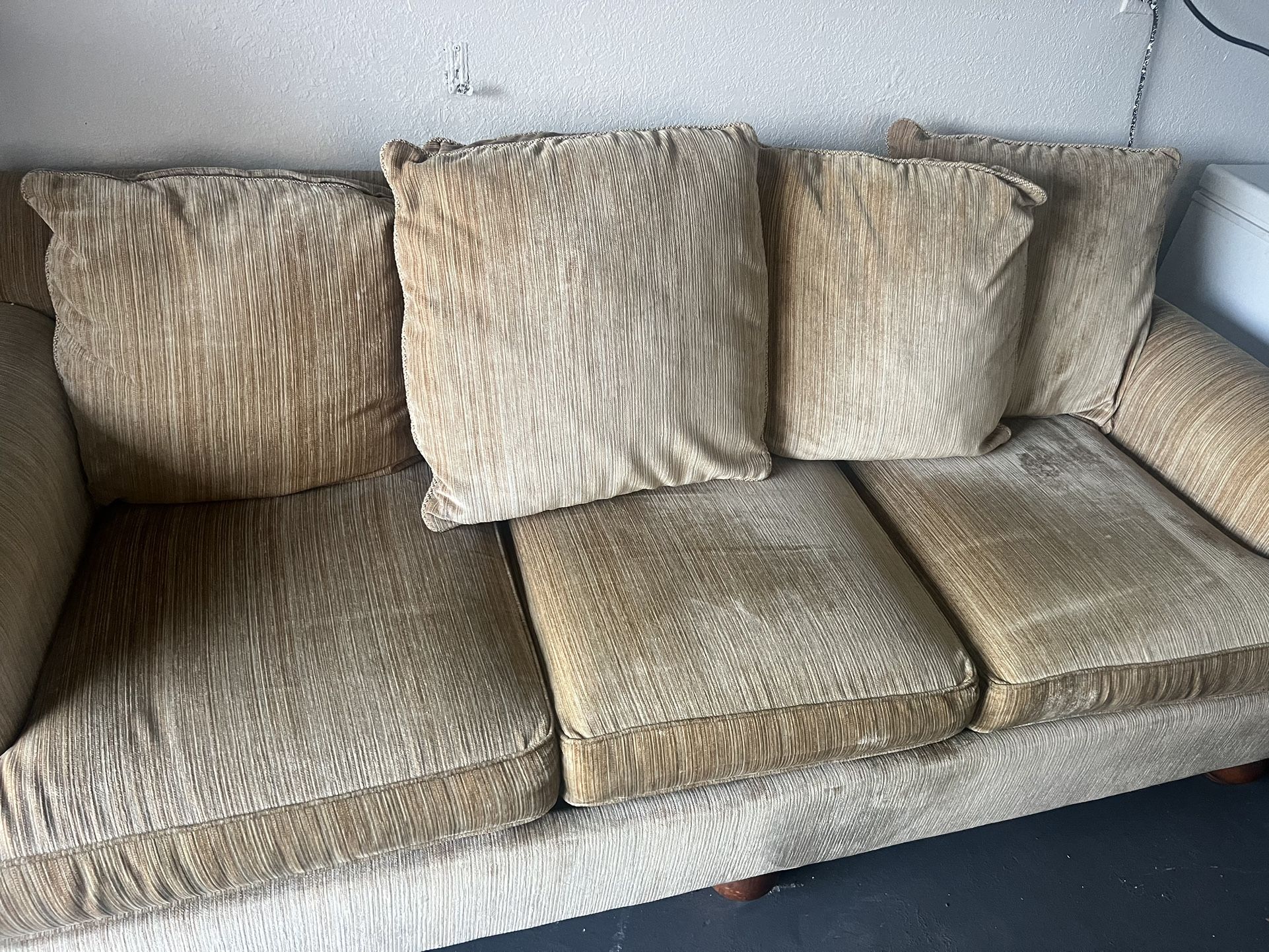 Couch With Sofa Bed