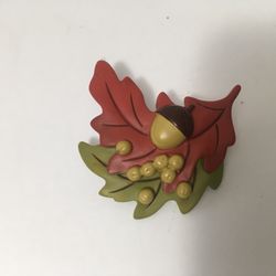 Autumn Pin Leaves With Acorn Resin  2 X 1/5”  Light Weight It Won’t Cause Your Sweater To Sag