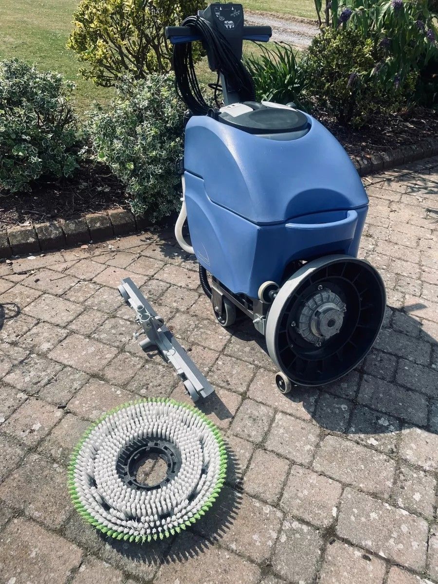 Electric Floor Scrubber