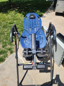 Teeter hang up inversion table