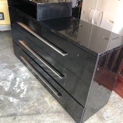Black Dresser With Built In Tv/Computer Stand