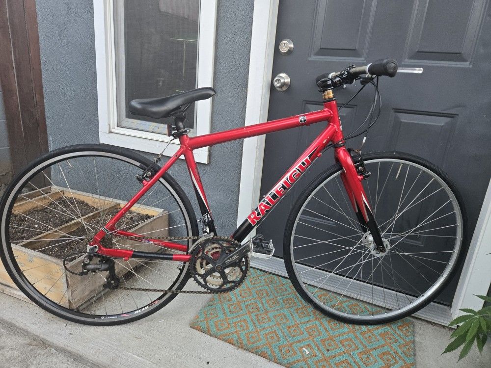 Raleigh Road Bike