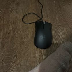 Razor deathadder essential