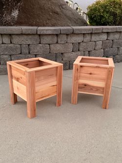 Custom Cedar Raised Planter