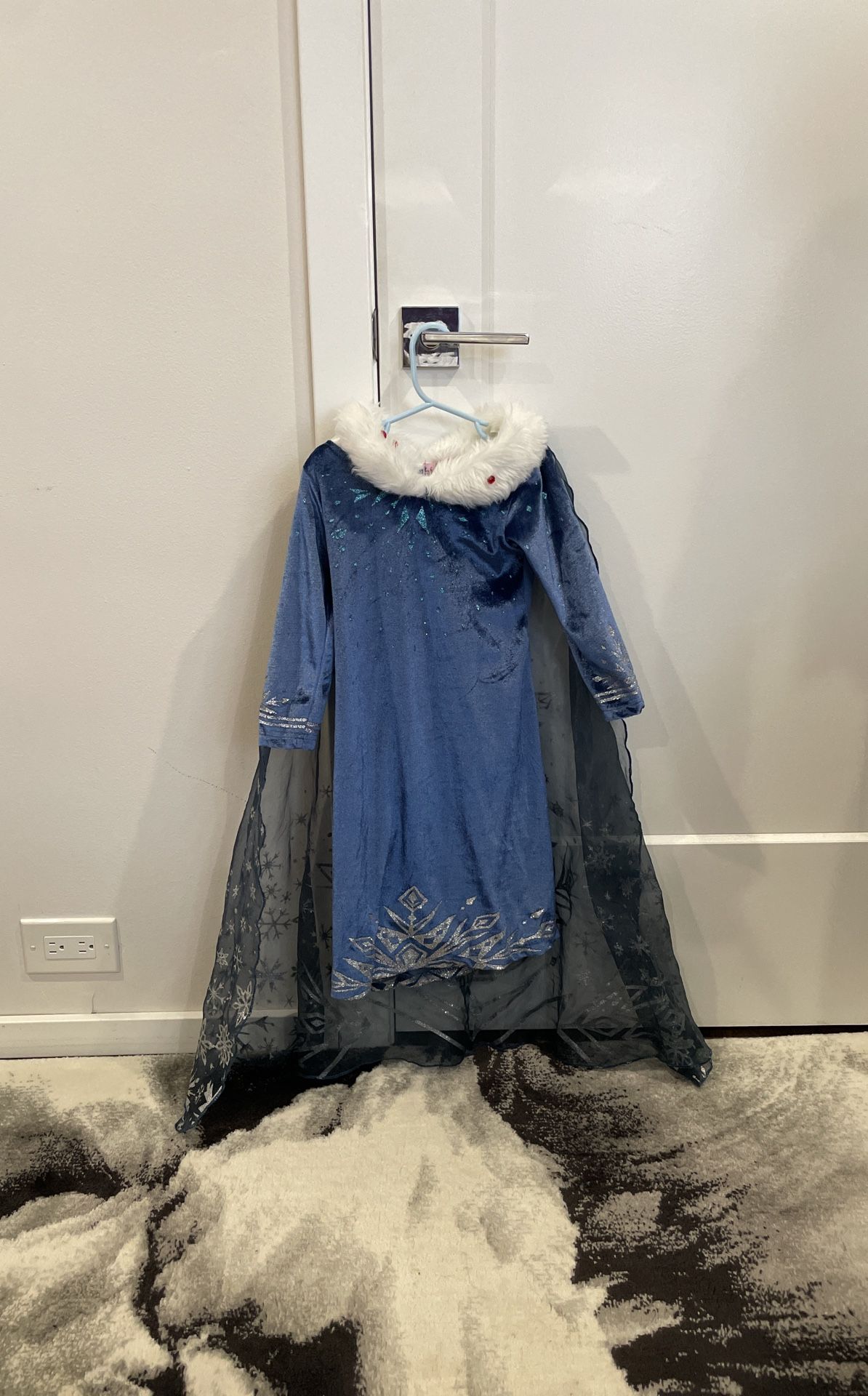 Disney Princess Elsa Dress Size 4/5