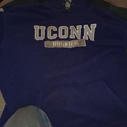 Uconn Pullover