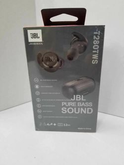 JBL Truly Wireless in ear headphones