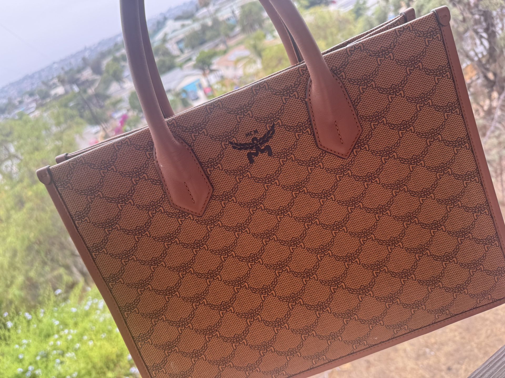 Woman’s Mcm Himmel Tote Bag