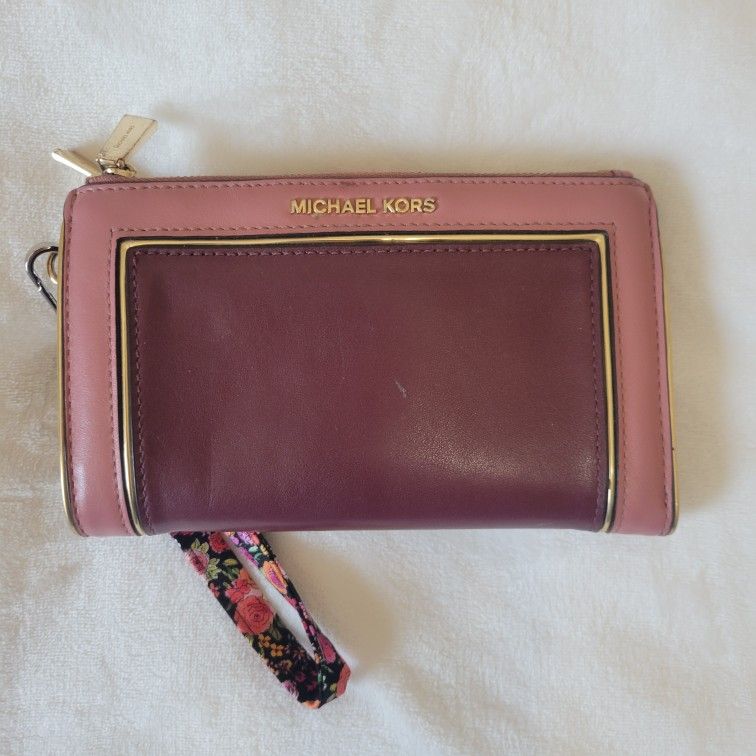 Michael Kors Adele Leather Double Zip Wallet Bifold Clutch Two toned Pink