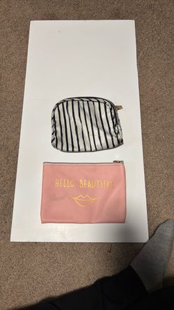 2 small makeup bags