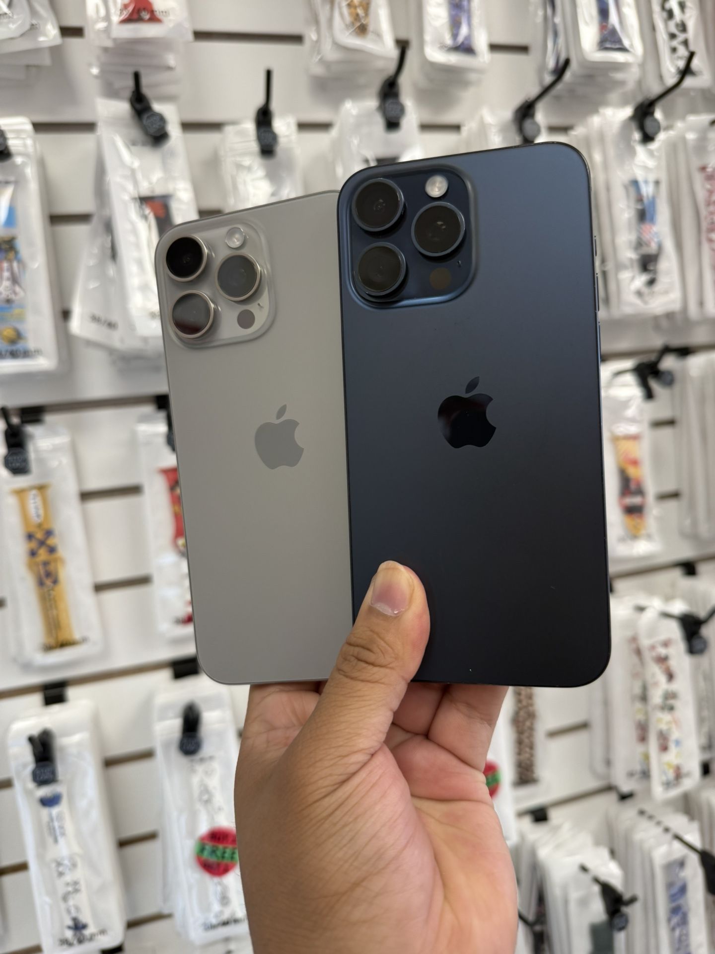 iPhone 15 Pro Max Unlocked 256GB