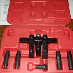 Strut/ Shock Absorber separator tool.