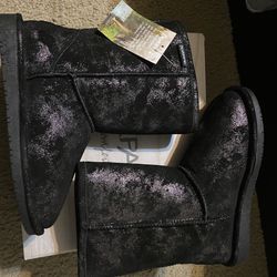 Brand New Bear paw “Emma”Boots  Women 7.5 