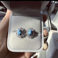 Round Turquoise Women’s !!!! 