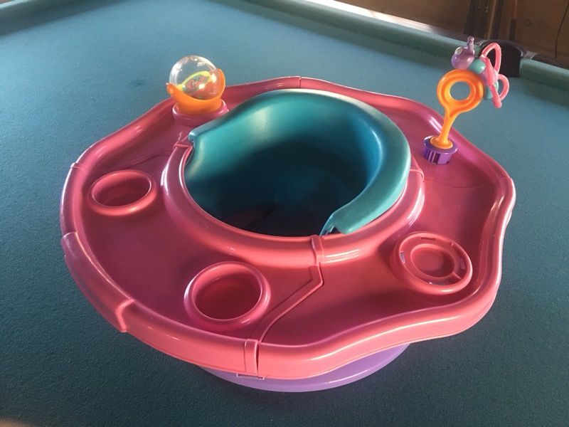 Bumbo chair with tray