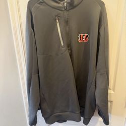 Men's Antigua Gray Cincinnati Bengals Insider Quarter-Zip Pullover Top 3xl