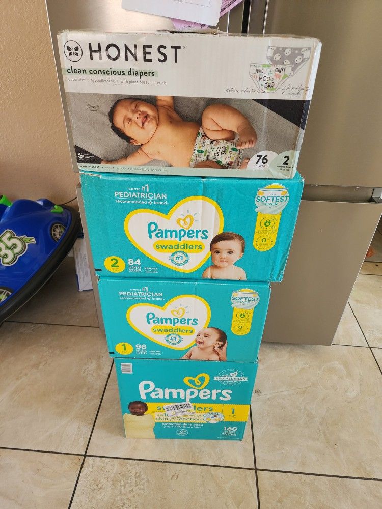 Diapers Pampers And Honest