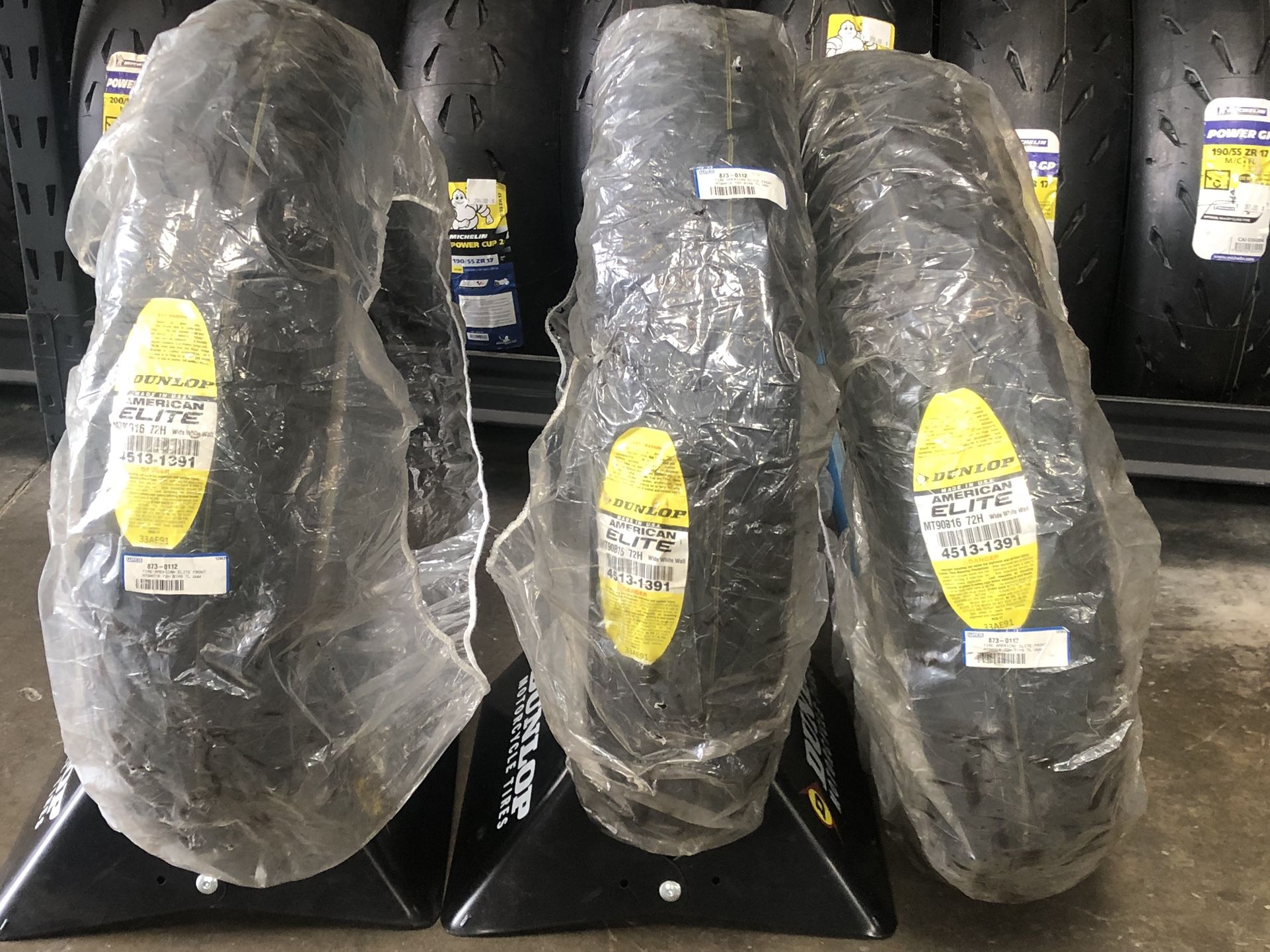 Dunlop American Elite MT90B16 Front Tires/ Harley’s Motorcycle Tires