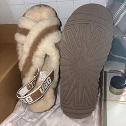 UGGS