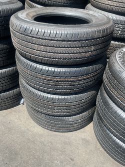 Bridgestone 255/70R17 Set of four used $300