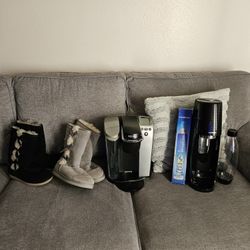 UGG BOOTS