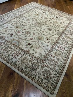 8x10 (est) Ivory Floral Persian-Style Area Rug