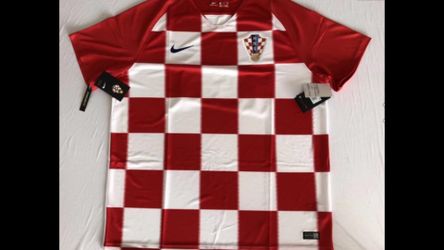 Croatia home 18-19
