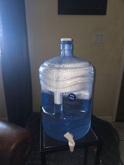 5 gallon BPA Free water bottle with spickit