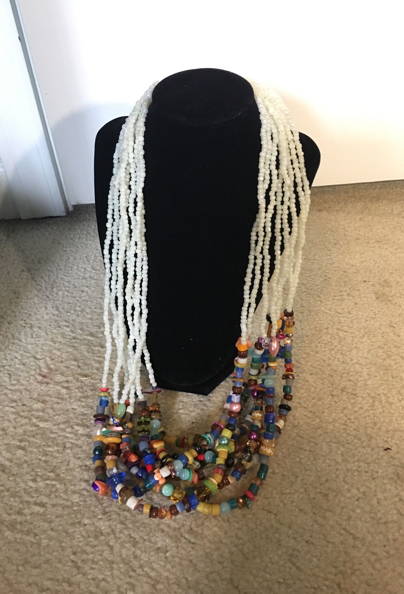 Beautiful necklace with pearls