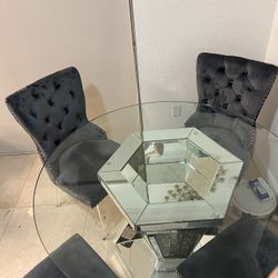 Dinner Table 