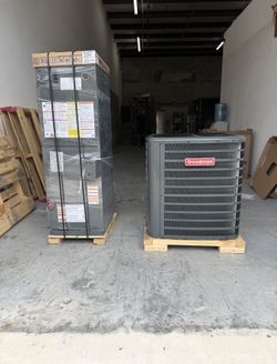 New 2.5Ton Goodman R32 AC units 