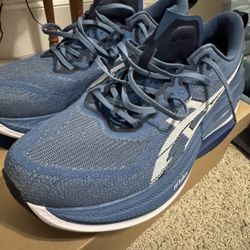 ASICS SuperBlast 2 - NEW - Men’s 13