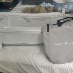Baby Delight Travel Bassinet 