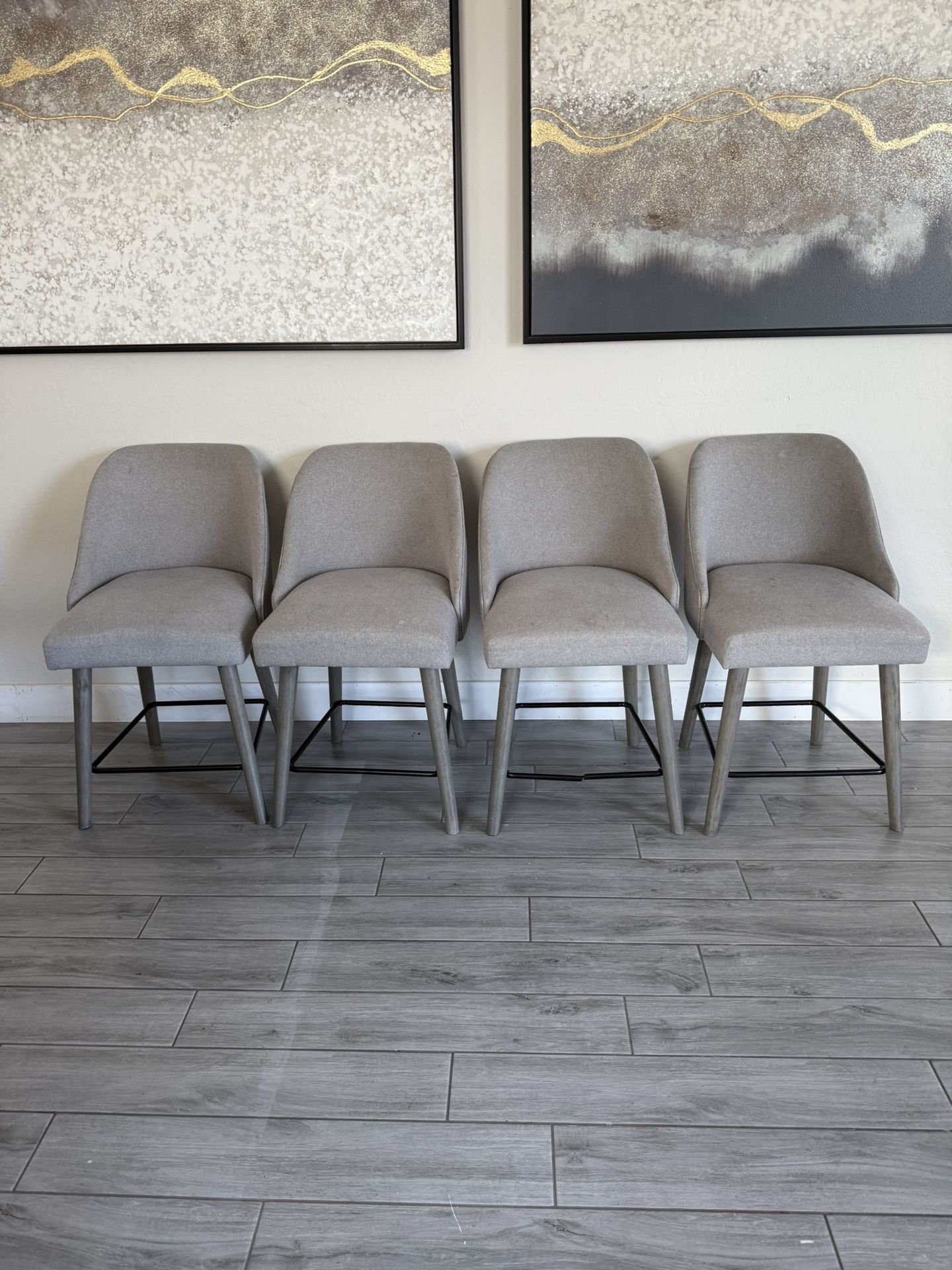 Set Of 4 Counter Stools