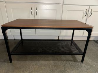 Tv stand