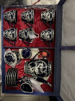 Cobalt Blue Dragon Motif with Gilded Details 15 Pc. Tea Set