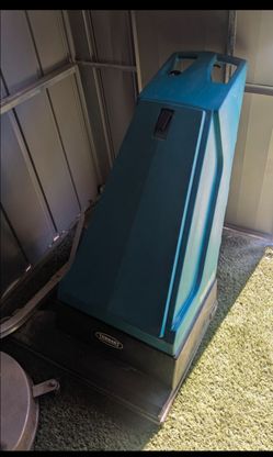 Used Tennant commercial vacuum 3280