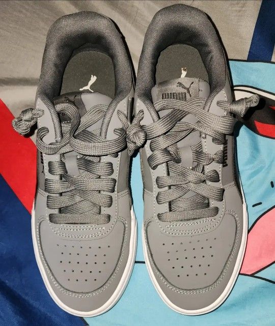 Pumas Size 8