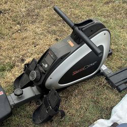 Fitness Reality Rower Machine