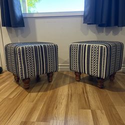 Living Room Furniture Set – Coffee Table, Accent Chair & Ottomans