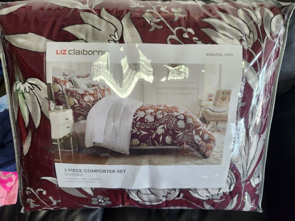 Liz Claiborne Vivienne 3pc Medallion Comforter Set