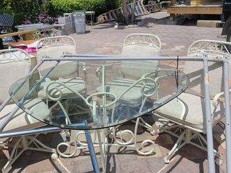 Glass Table With 4 Chairs