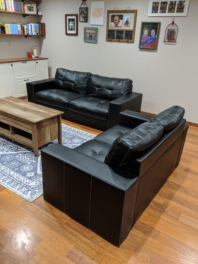 Couch and Loveseat set
