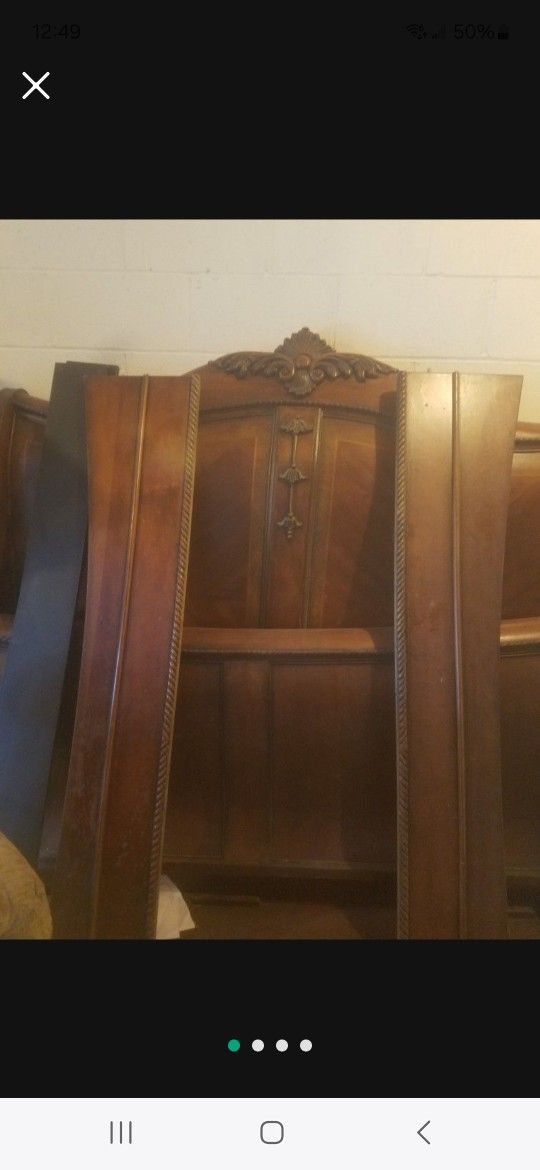 Vintage Sled bed QUEEN size!
