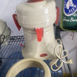 Turmix Juice Extractor